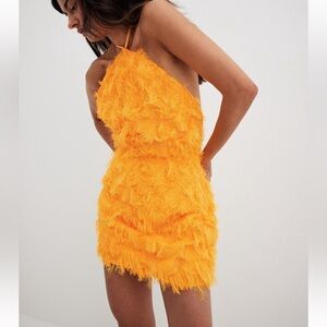 Josefine HJ x NA-KD Halter Mini Feather Dress